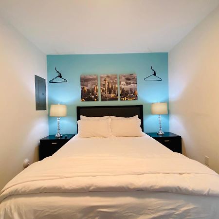 Modern Ballard Townhouse - 92 Walkscore & Rooftop! 시애틀 외부 사진
