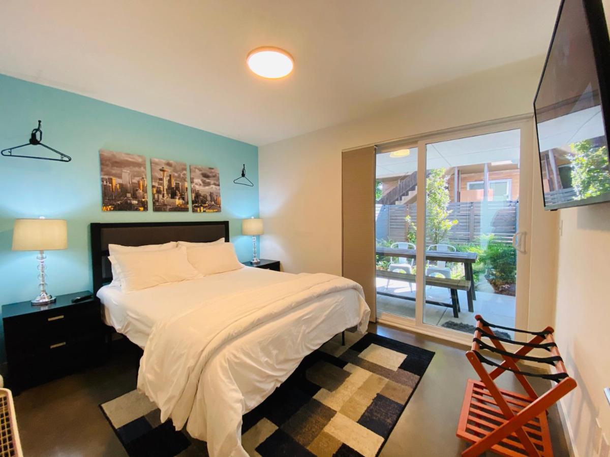 Modern Ballard Townhouse - 92 Walkscore & Rooftop! 시애틀 외부 사진