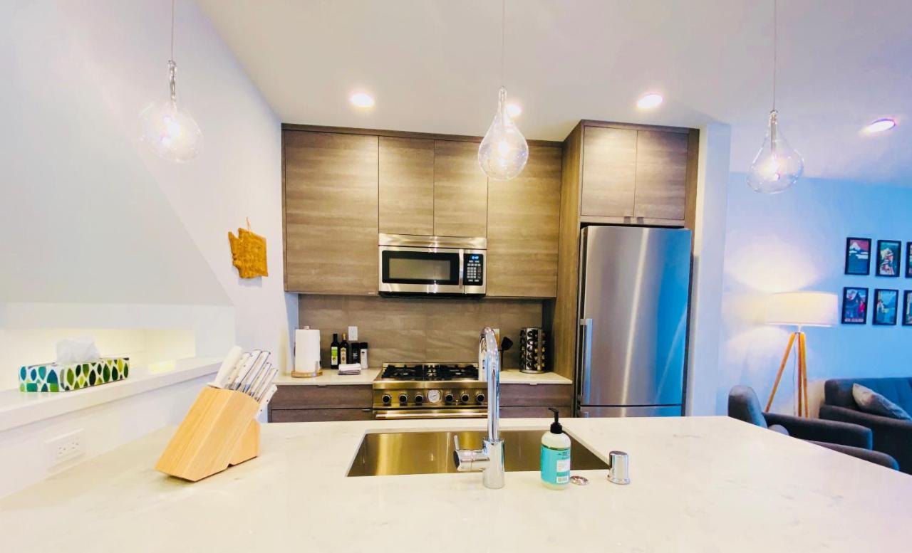 Modern Ballard Townhouse - 92 Walkscore & Rooftop! 시애틀 외부 사진