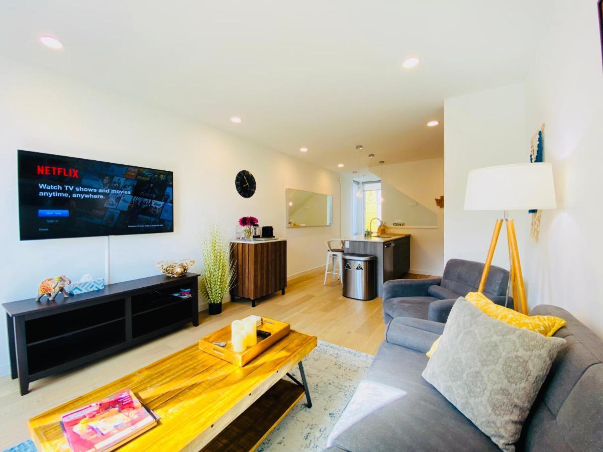 Modern Ballard Townhouse - 92 Walkscore & Rooftop! 시애틀 외부 사진