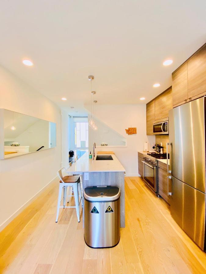 Modern Ballard Townhouse - 92 Walkscore & Rooftop! 시애틀 외부 사진